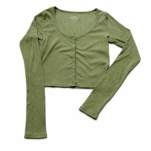 Hollister Ribbed Button Front Crop Top XS Olive Green Long‎ Sleeve Baby Tee
